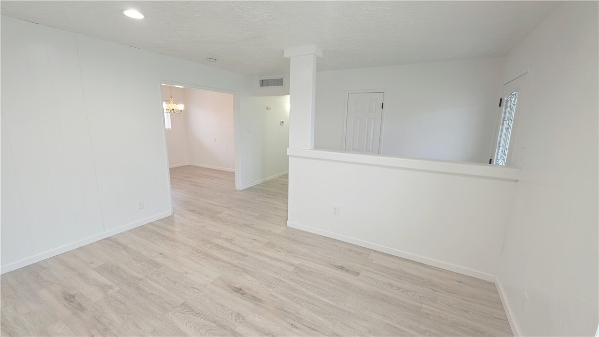 115 9th, Delano, CA 93215