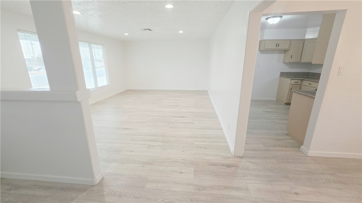 115 9th, Delano, CA 93215