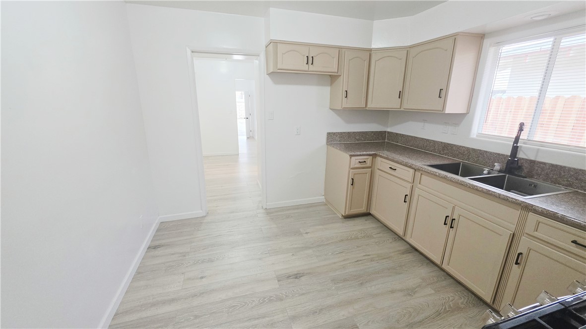 115 9th, Delano, CA 93215
