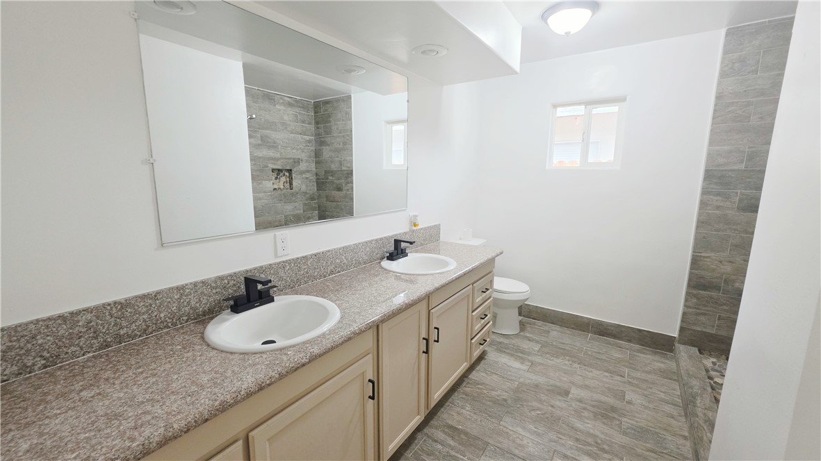 115 9th, Delano, CA 93215
