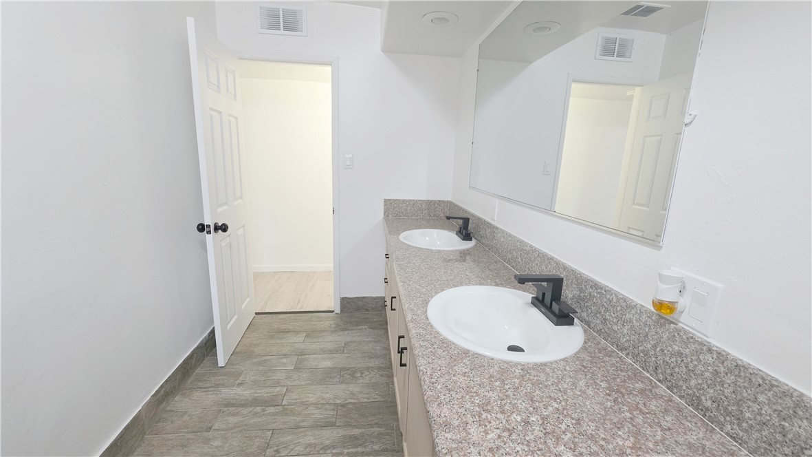 115 9th, Delano, CA 93215