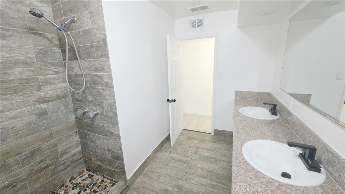 115 9th, Delano, CA 93215