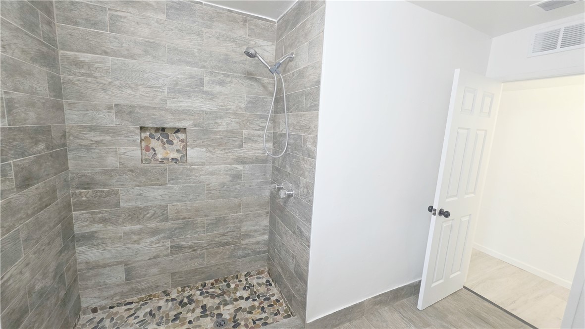 115 9th, Delano, CA 93215