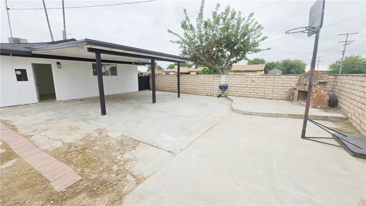 115 9th, Delano, CA 93215