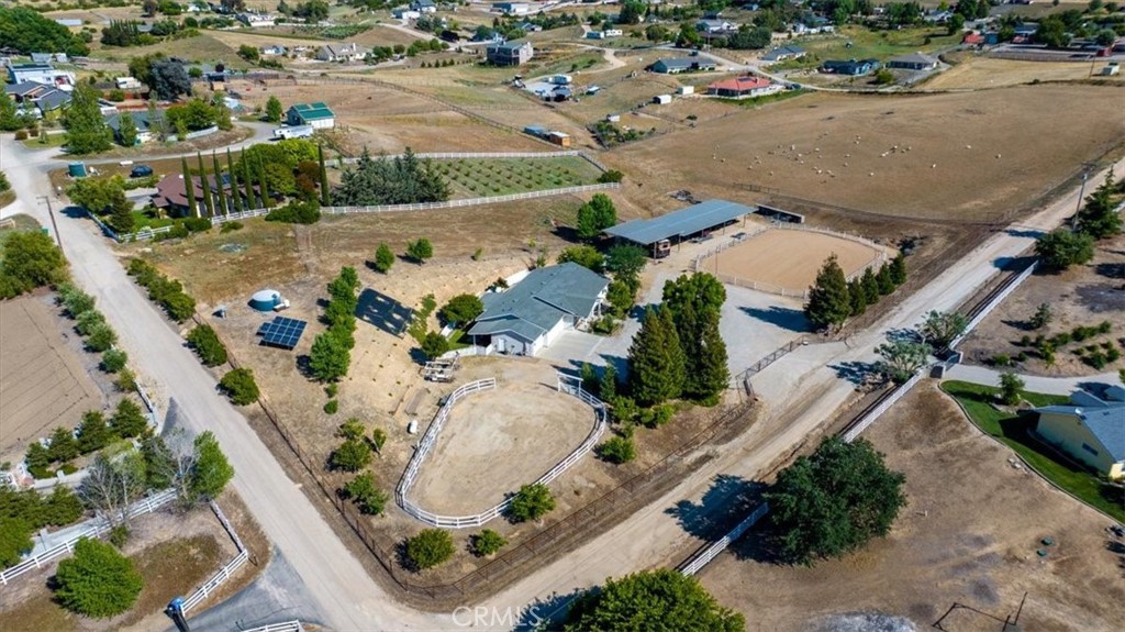 3640 Debonair Dr, Paso Robles, CA 93446