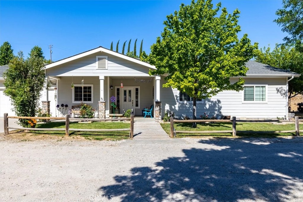 3640 Debonair Dr, Paso Robles, CA 93446