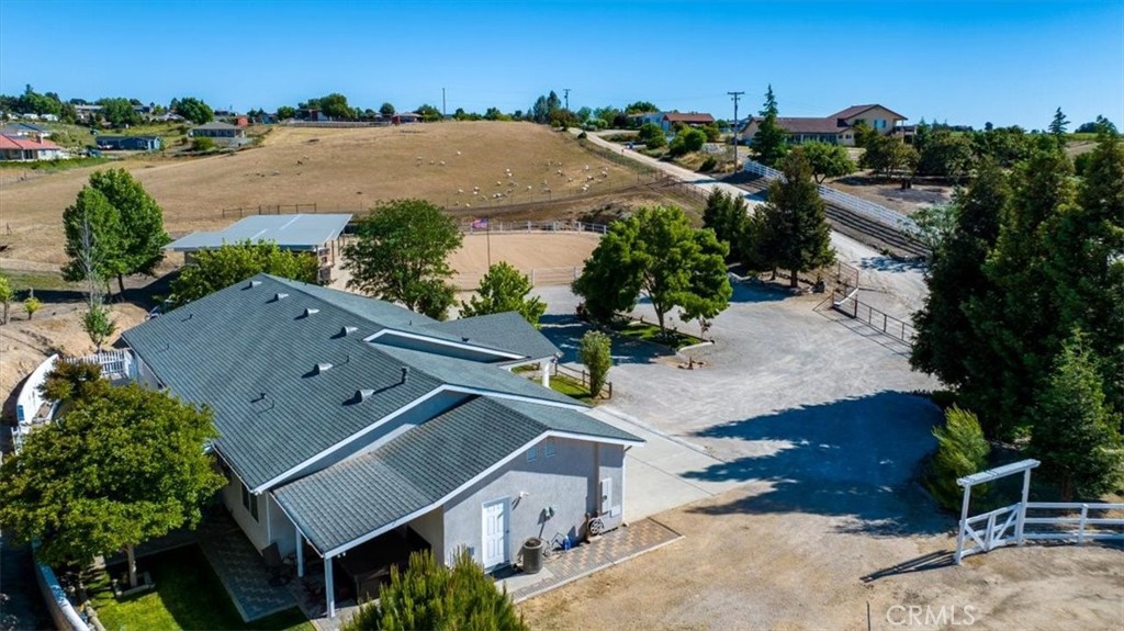 3640 Debonair Dr, Paso Robles, CA 93446