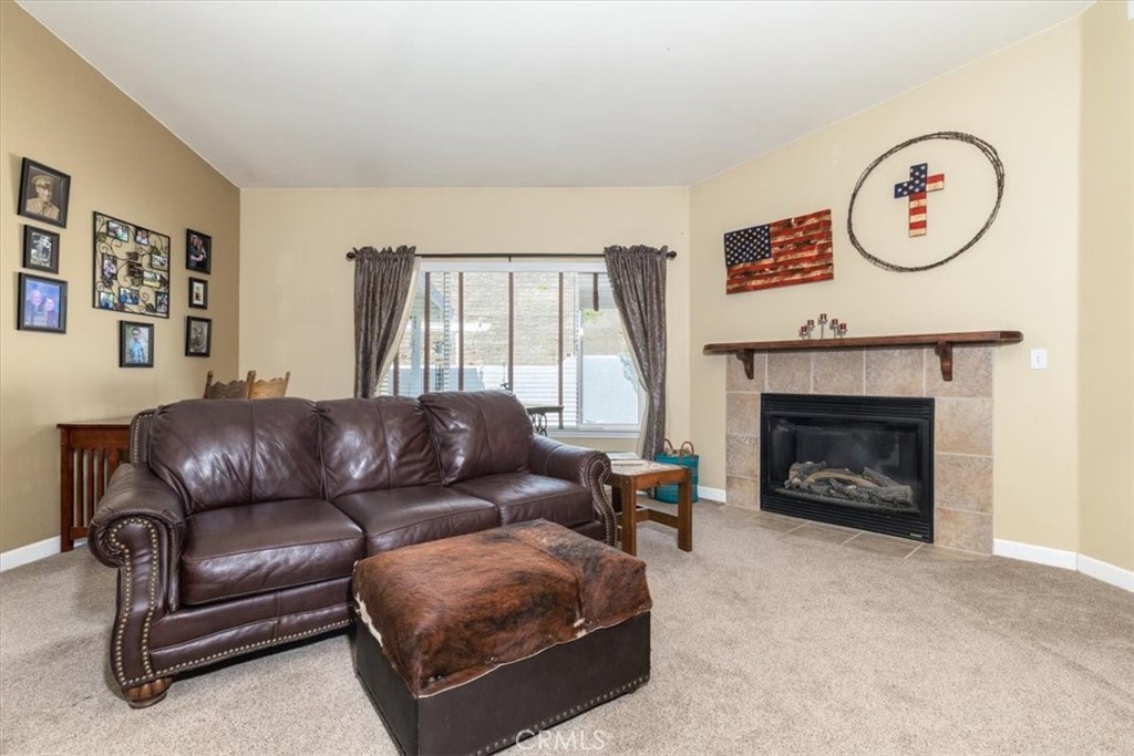 3640 Debonair Dr, Paso Robles, CA 93446