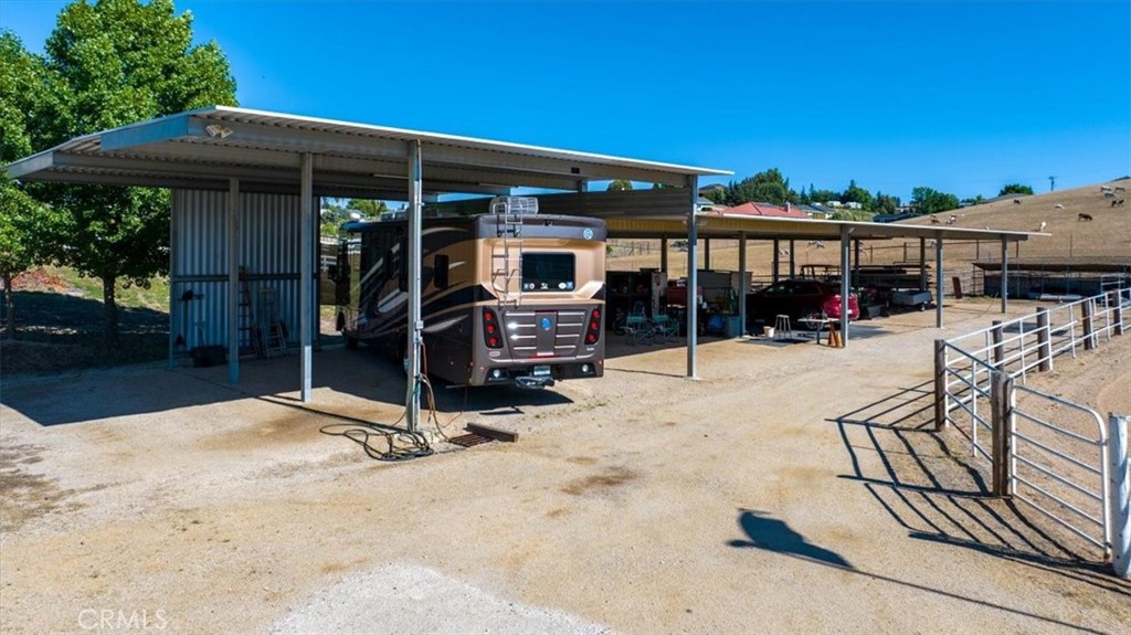 3640 Debonair Dr, Paso Robles, CA 93446