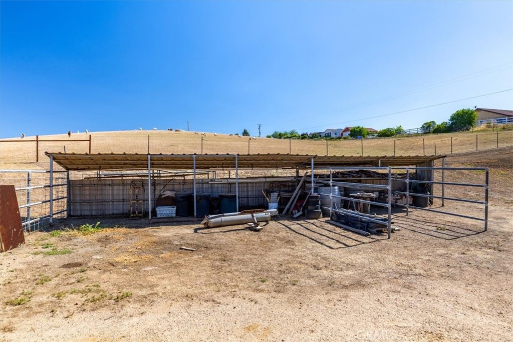 3640 Debonair Dr, Paso Robles, CA 93446