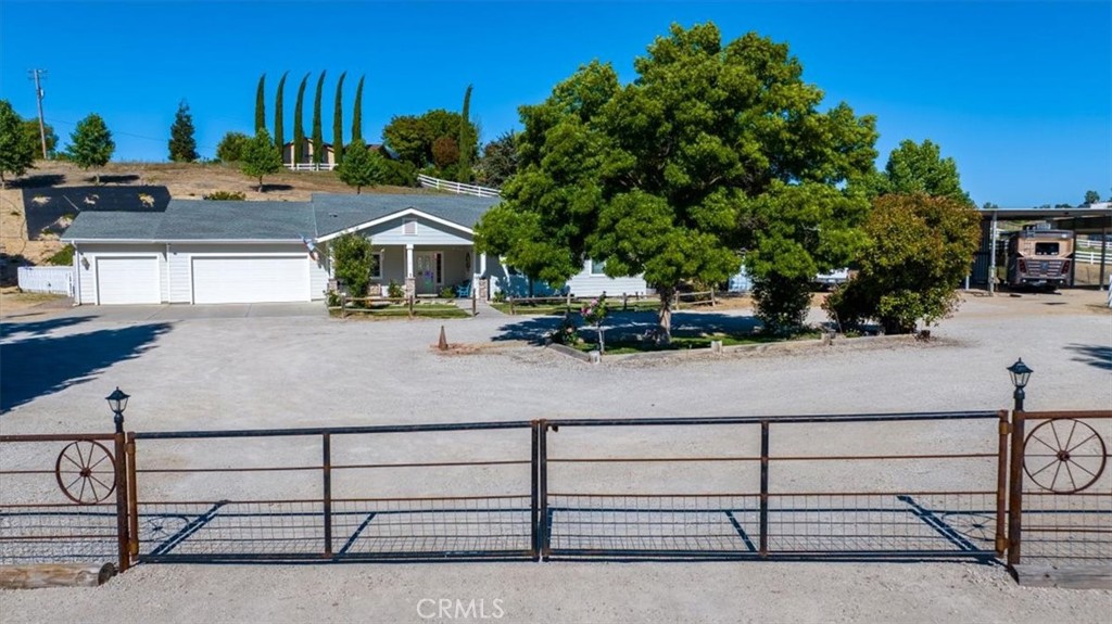 3640 Debonair Dr, Paso Robles, CA 93446