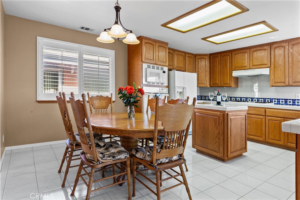 541 Yerba Buena St, Morro Bay, CA 93442