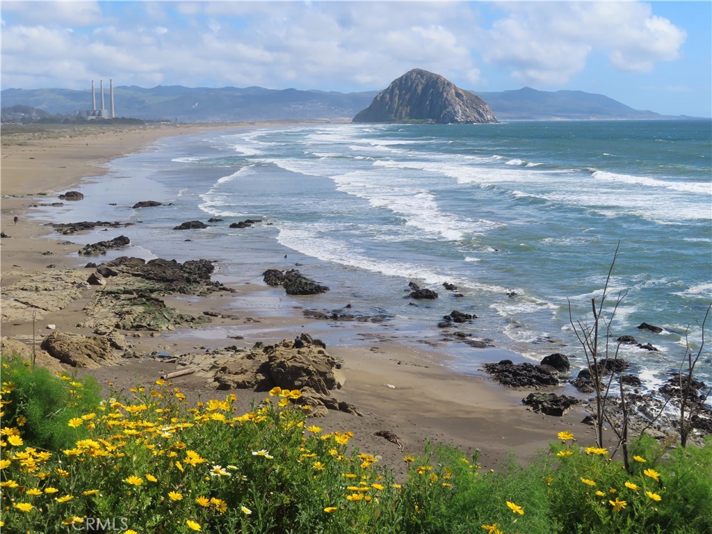 541 Yerba Buena St, Morro Bay, CA 93442