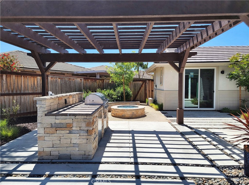 2339 Clubhouse Dr, Paso Robles, CA 93446