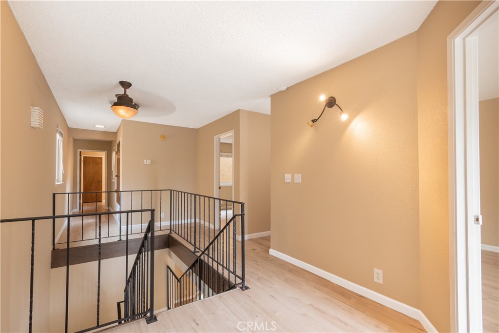 149 Flag Way, Paso Robles, CA 93446