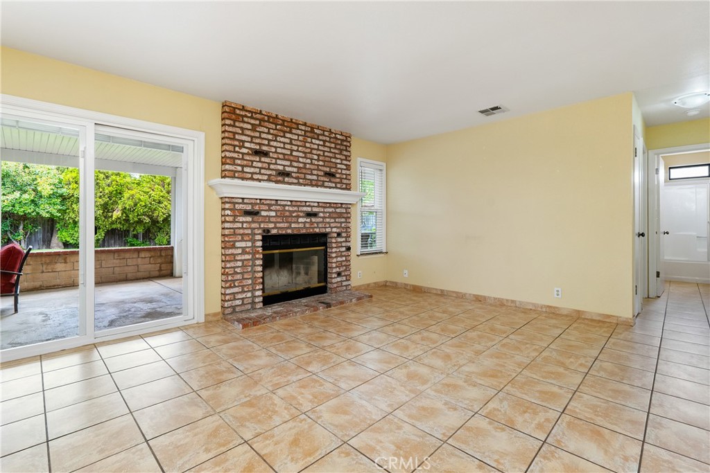 305 Rosemary, Paso Robles, CA 93446