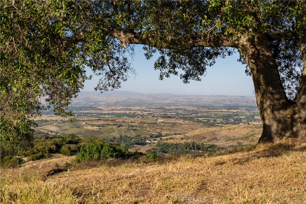 2762 Adelaida Rd, Paso Robles, CA 93446
