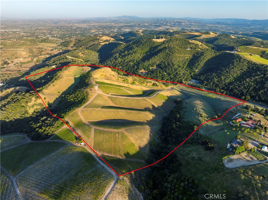 2762 Adelaida Rd, Paso Robles, CA 93446