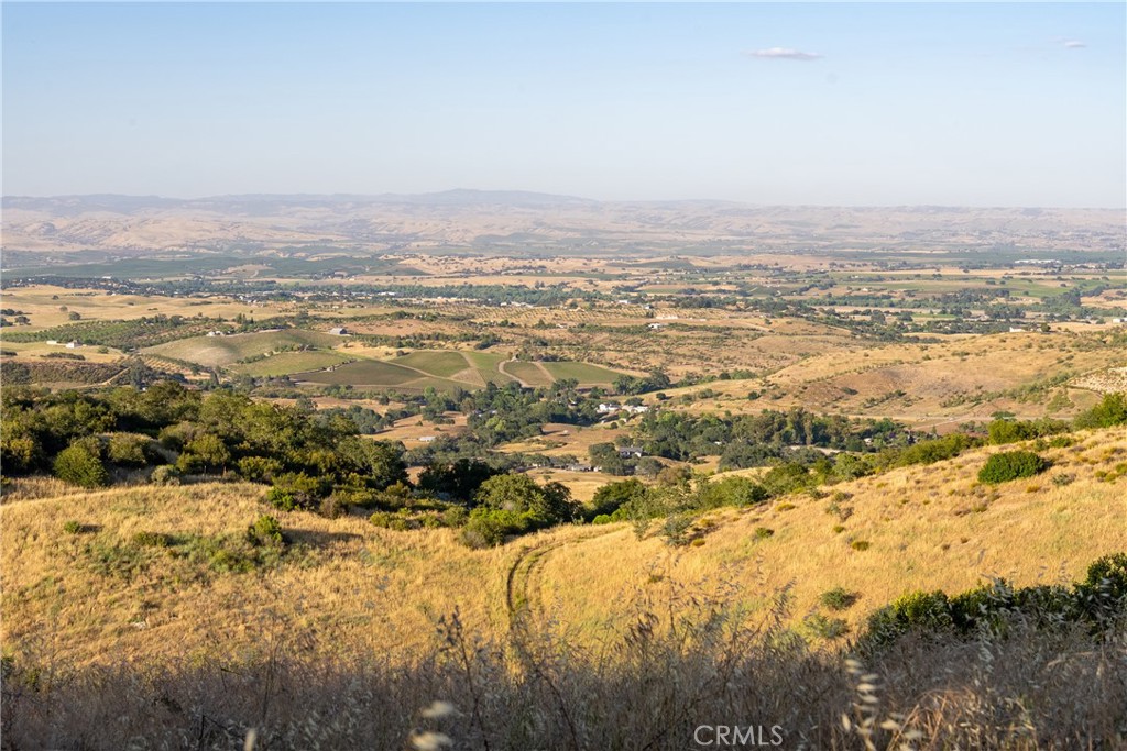 2762 Adelaida Rd, Paso Robles, CA 93446