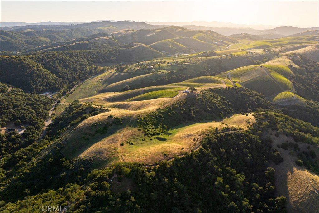 2762 Adelaida Rd, Paso Robles, CA 93446