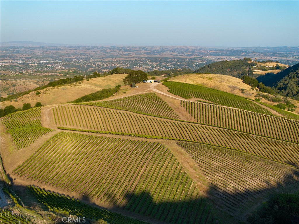 2762 Adelaida Rd, Paso Robles, CA 93446