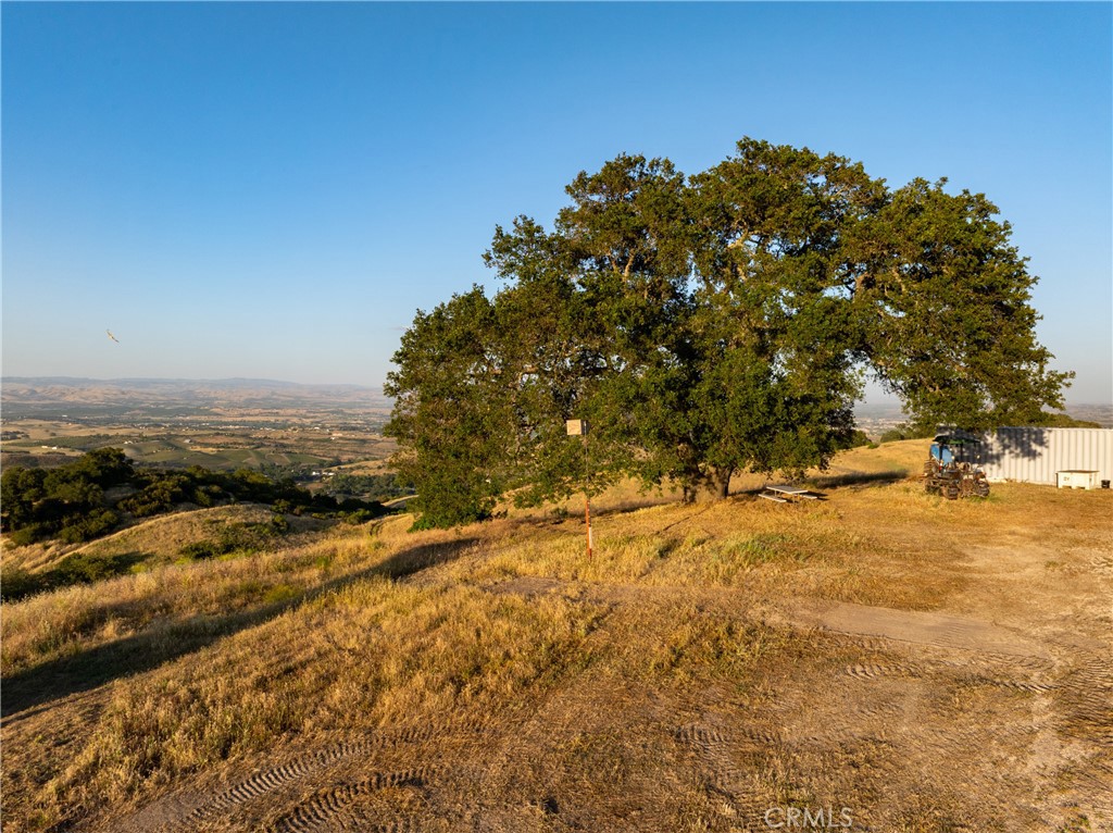 2762 Adelaida Rd, Paso Robles, CA 93446
