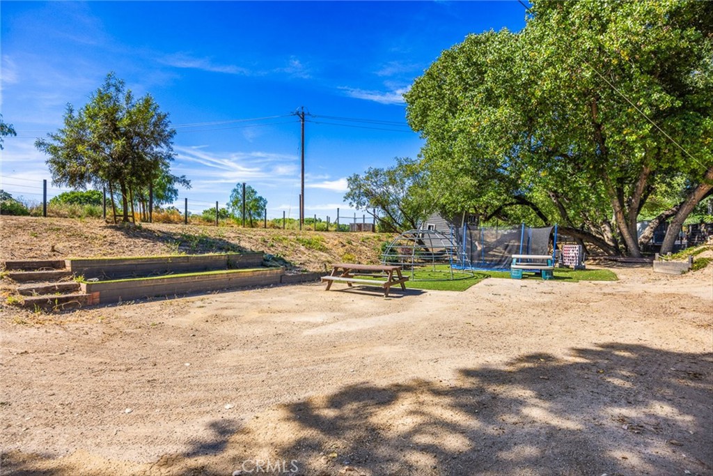 390 Paso Robles, Paso Robles, CA 93446