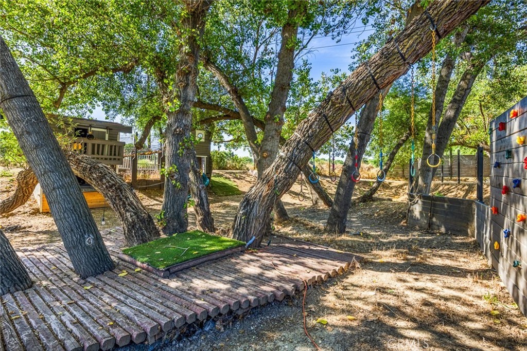 390 Paso Robles, Paso Robles, CA 93446