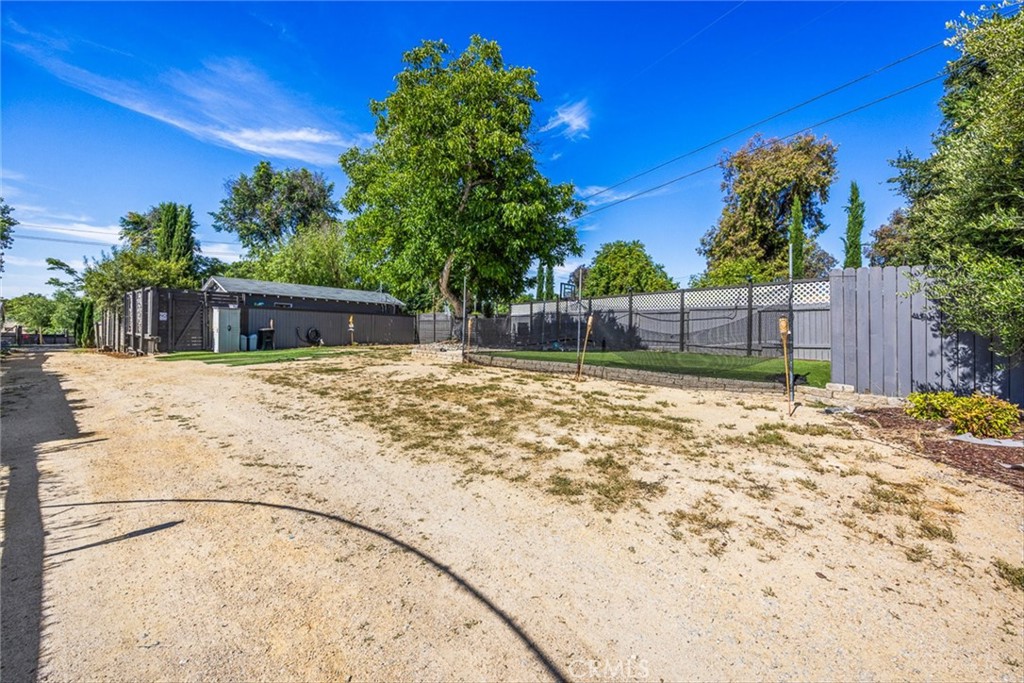 390 Paso Robles, Paso Robles, CA 93446