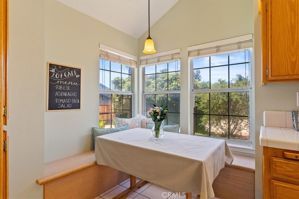 207 Navajo St, Paso Robles, CA 93446