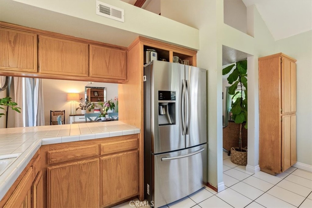 207 Navajo St, Paso Robles, CA 93446