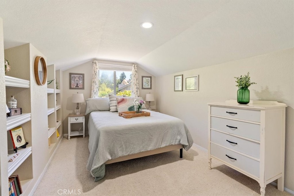 207 Navajo St, Paso Robles, CA 93446