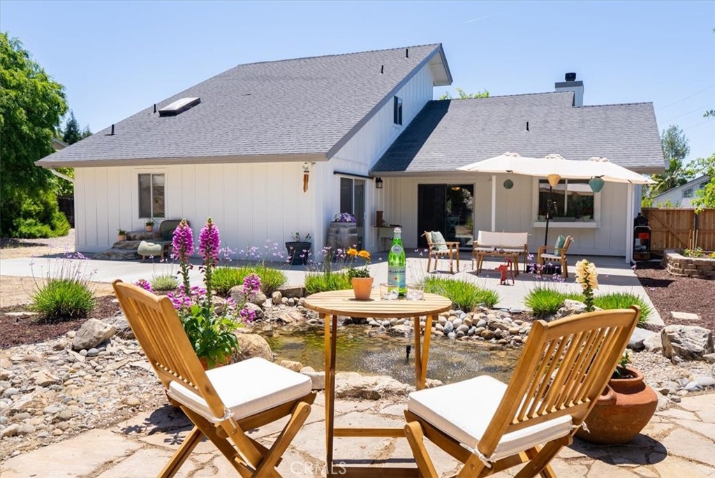 207 Navajo St, Paso Robles, CA 93446
