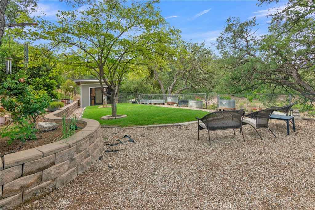 5005 E Highway 41, Templeton, CA 93465