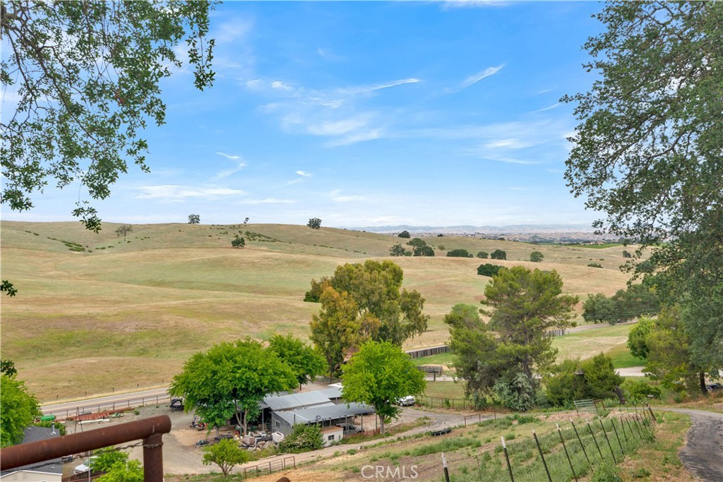 5005 E Highway 41, Templeton, CA 93465