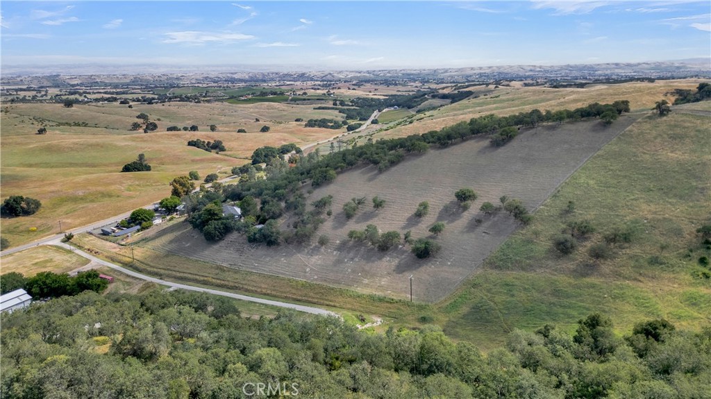 5005 E Highway 41, Templeton, CA 93465