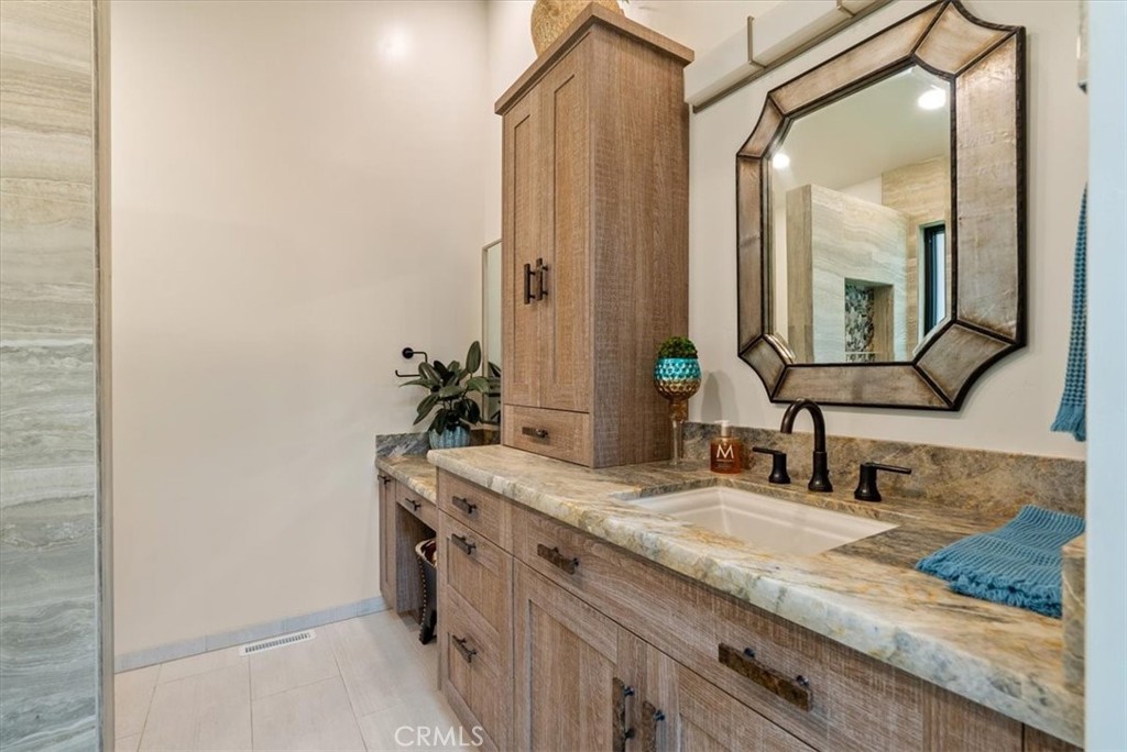 676 Canterbury, Cambria, CA 93428
