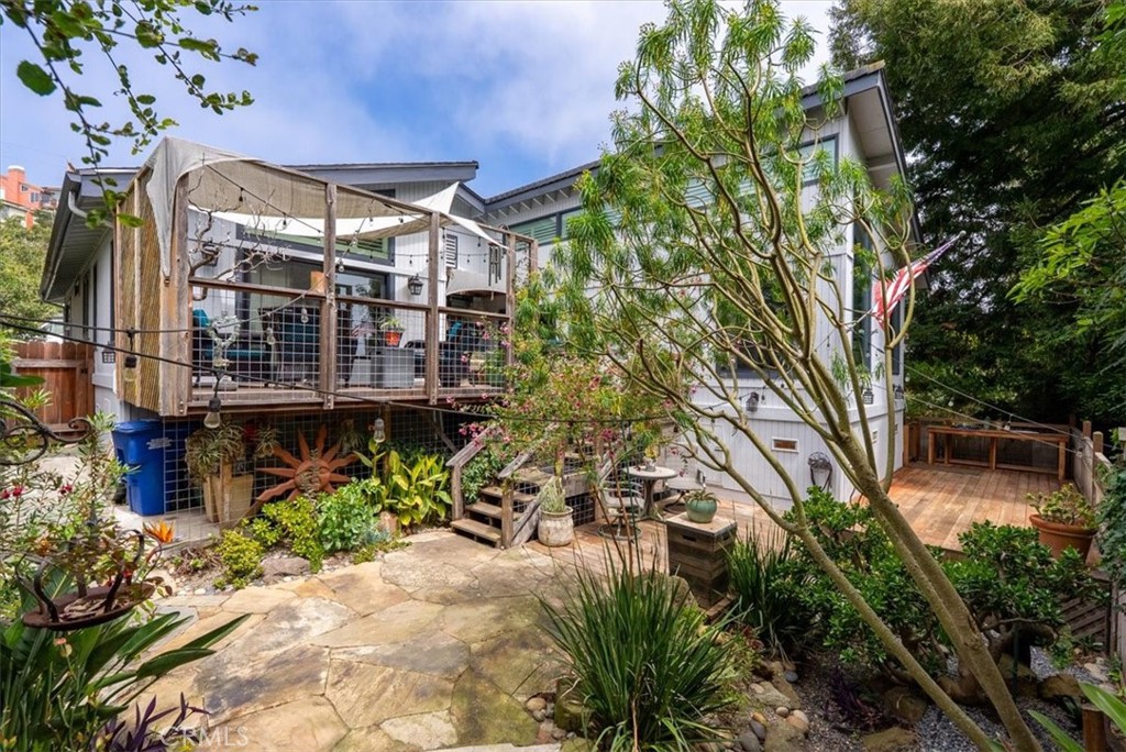 676 Canterbury, Cambria, CA 93428