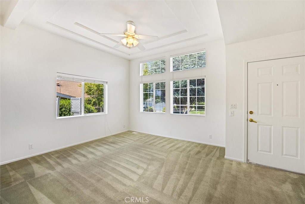 372 Lark Dr, Paso Robles, CA 93446