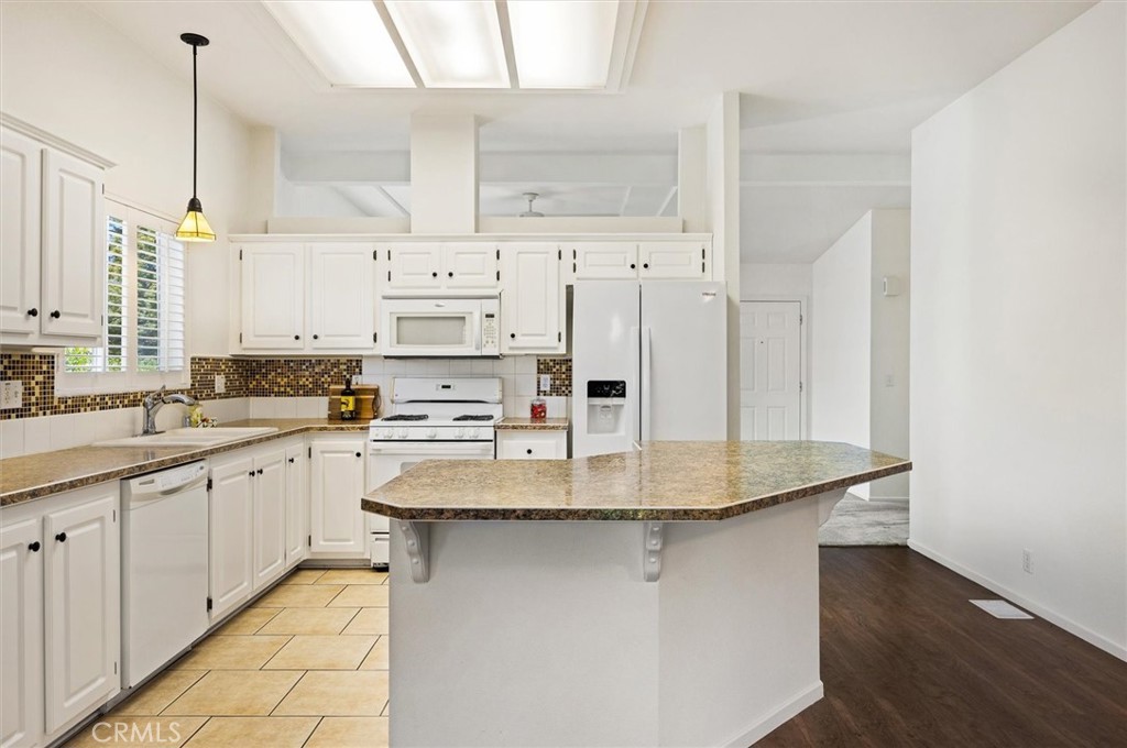 372 Lark Dr, Paso Robles, CA 93446