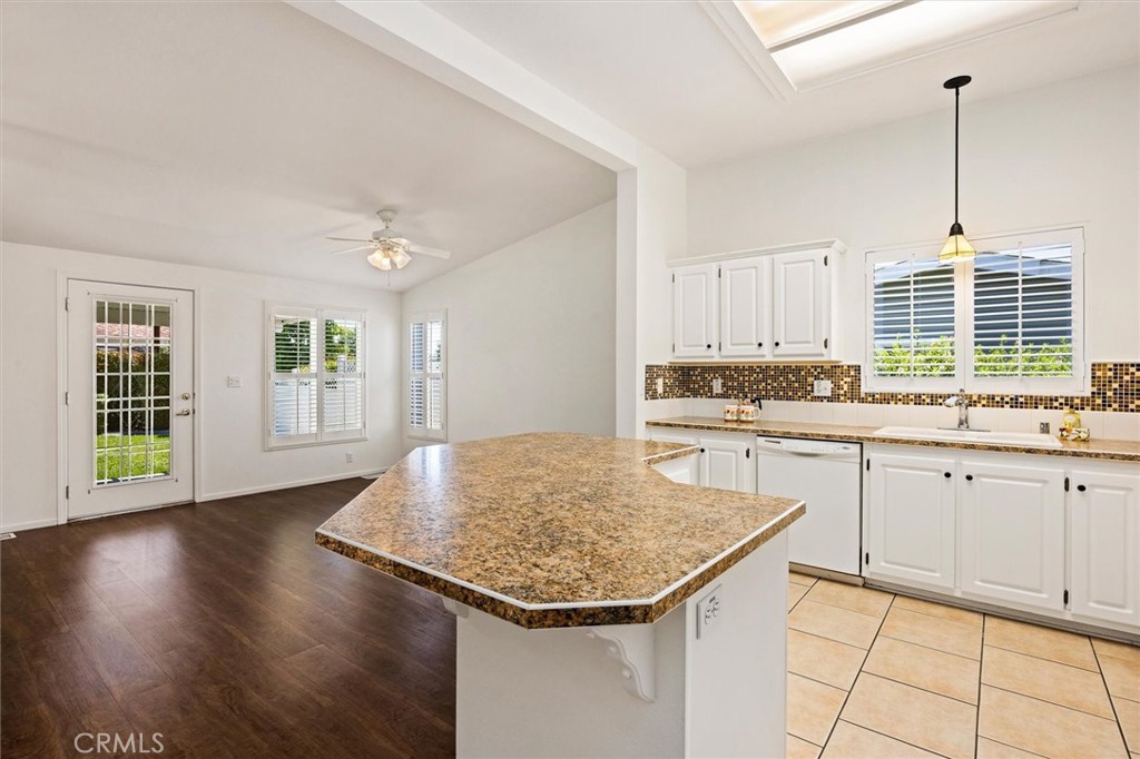 372 Lark Dr, Paso Robles, CA 93446