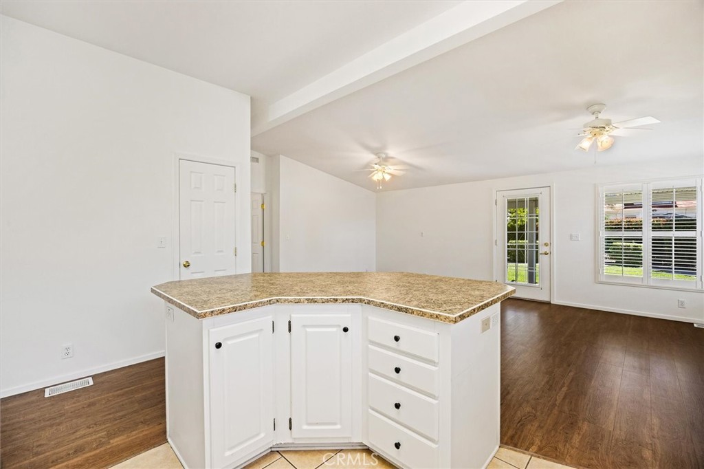 372 Lark Dr, Paso Robles, CA 93446