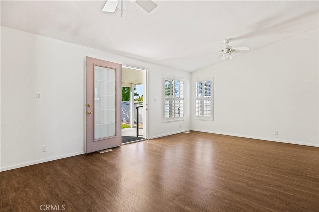 372 Lark Dr, Paso Robles, CA 93446