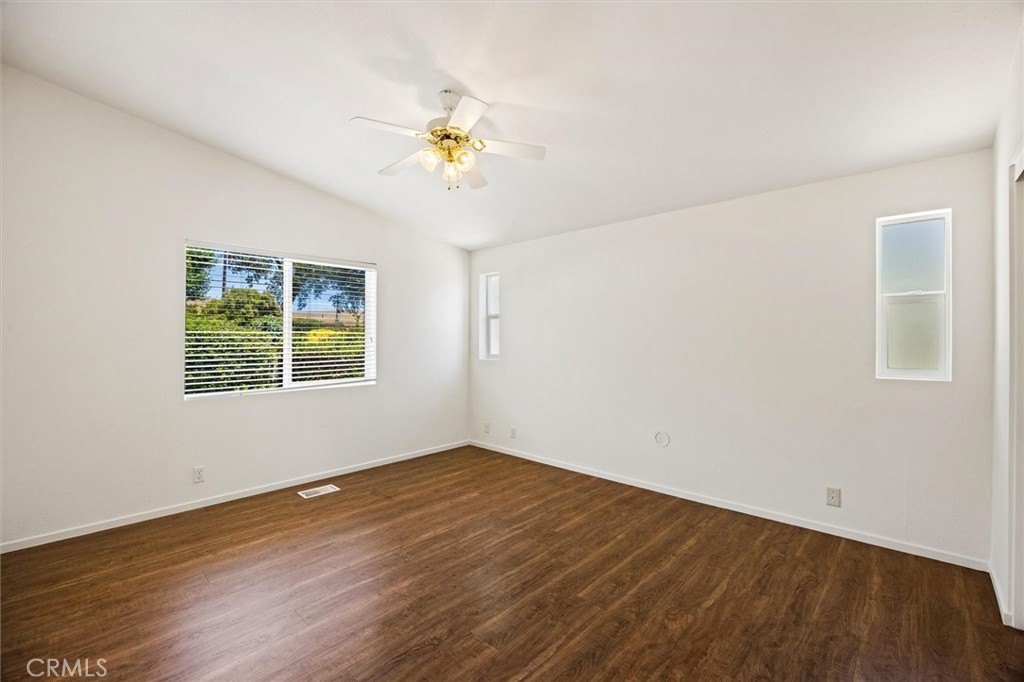 372 Lark Dr, Paso Robles, CA 93446