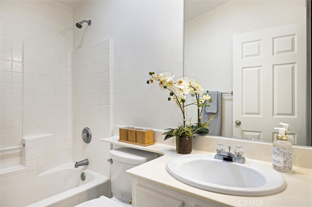 372 Lark Dr, Paso Robles, CA 93446
