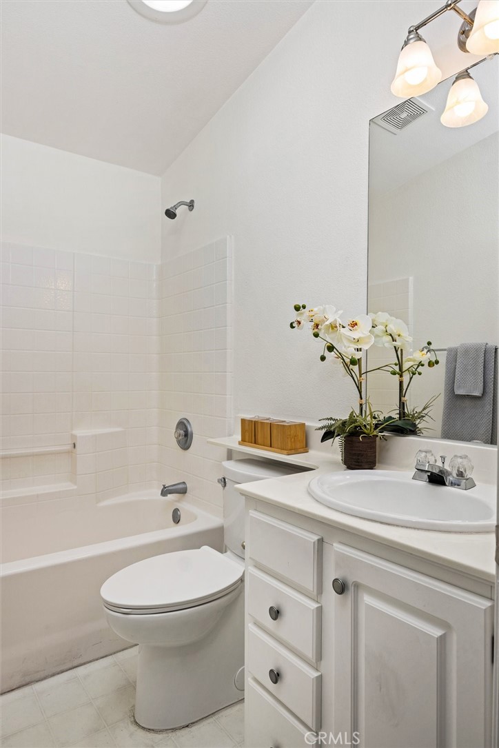 372 Lark Dr, Paso Robles, CA 93446
