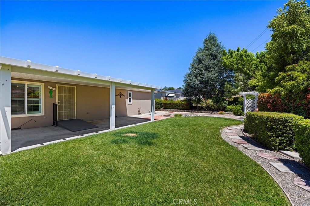 372 Lark Dr, Paso Robles, CA 93446