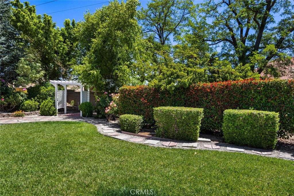 372 Lark Dr, Paso Robles, CA 93446