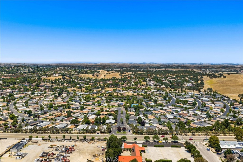 372 Lark Dr, Paso Robles, CA 93446