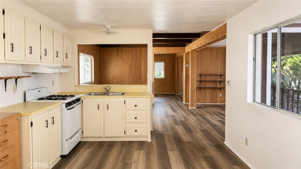 117 Via Robles, Paso Robles, CA 93446